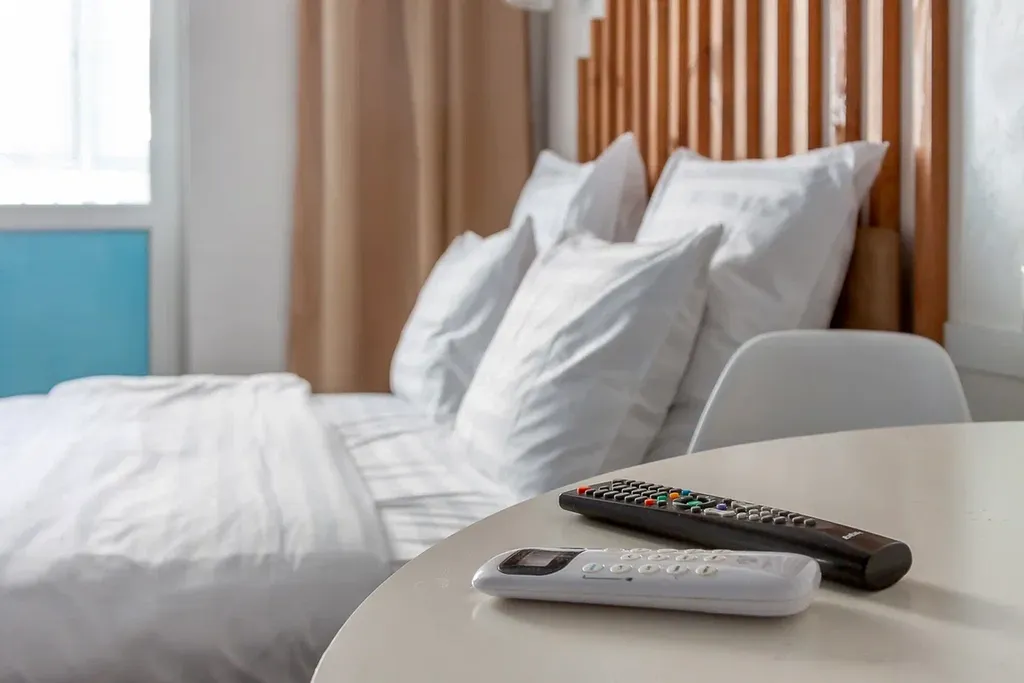 Уютная студия с большой лоджией в доме бизнес-класса