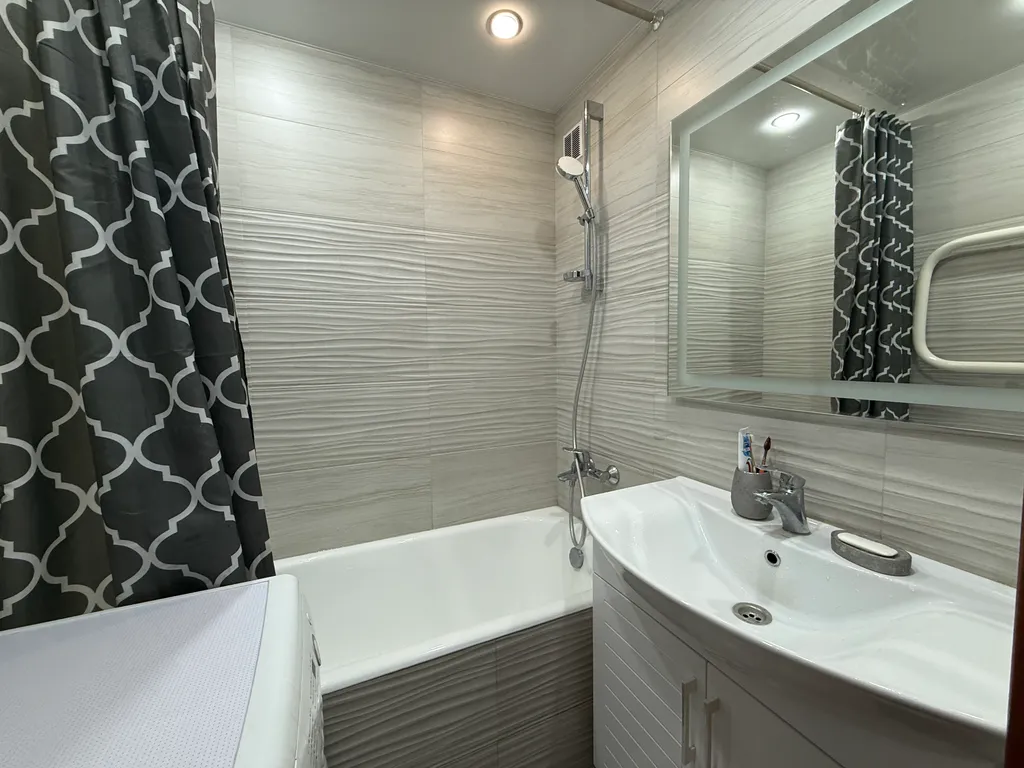 Комната в карибском стиле в трёхкомнатной квартире