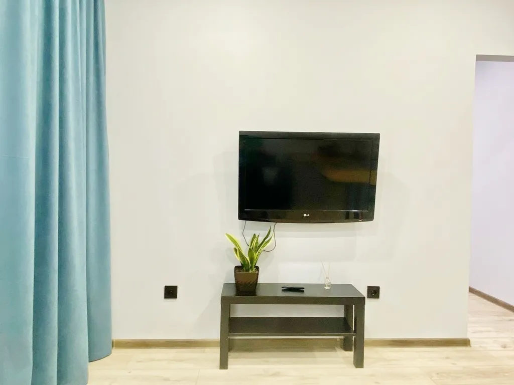 Абсолютно новая квартира с современным ремонтом в 47 квартале