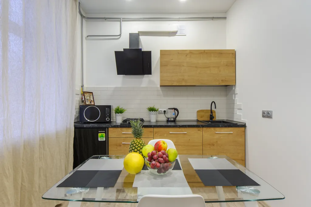 Современный светлый апартамент рядом с центром столицы