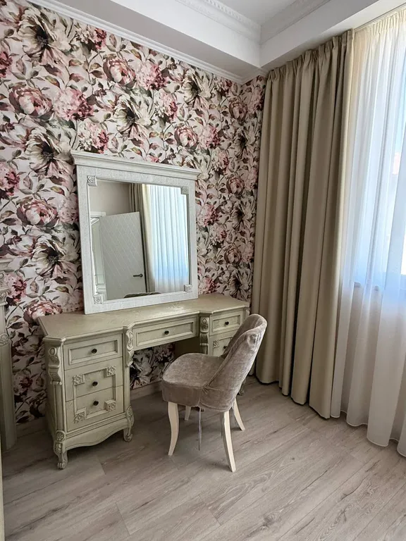 Апартаменты первая линия, Любимовка