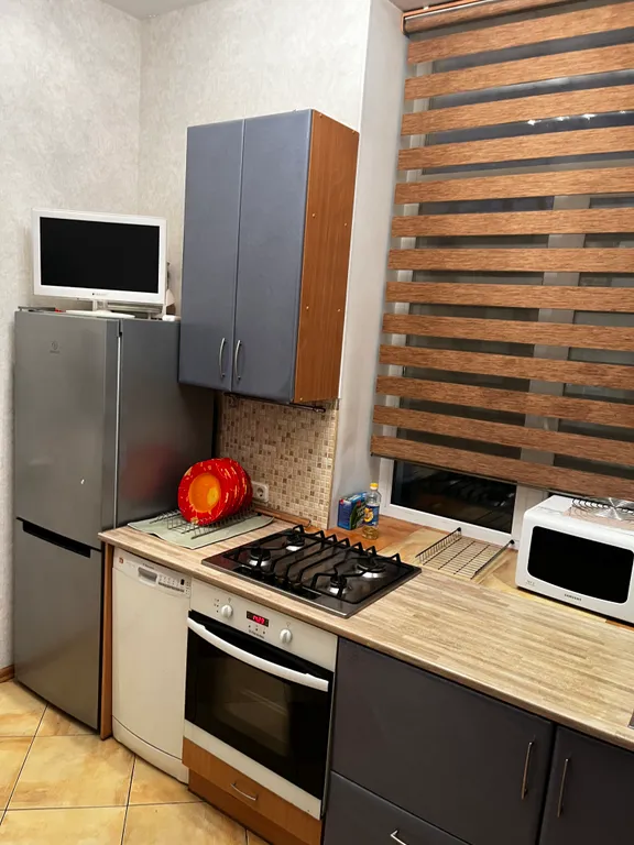 Квартира Трехкомнатные апартаменты Люкс — Колпино