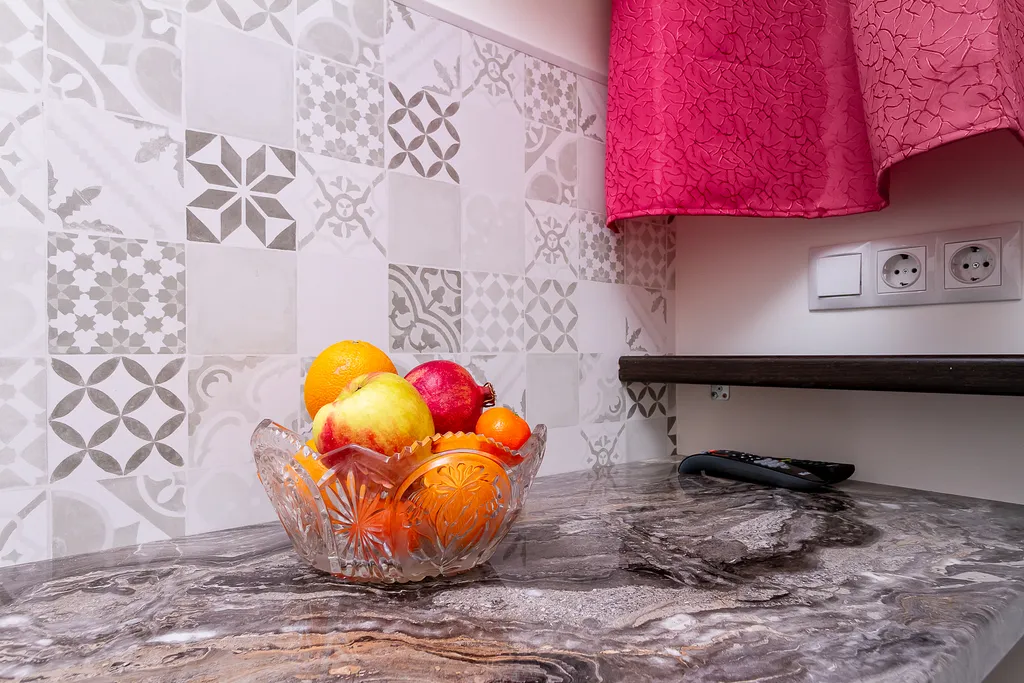 Студия рядом с метро Площади Маркса