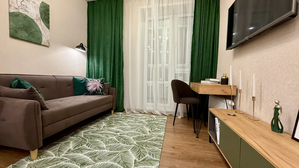 Дизайнерская Евро2 для 6 гостей у Суворовского училища