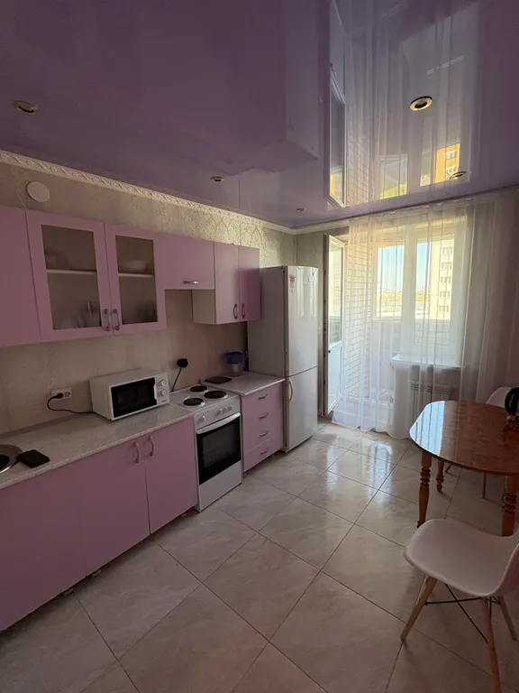 Уютная квартира рядом с МНТК