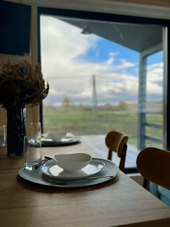 Домик для отдыха с видом на большую воду