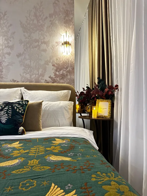 Дизайнерская студия в изумрудном цвете