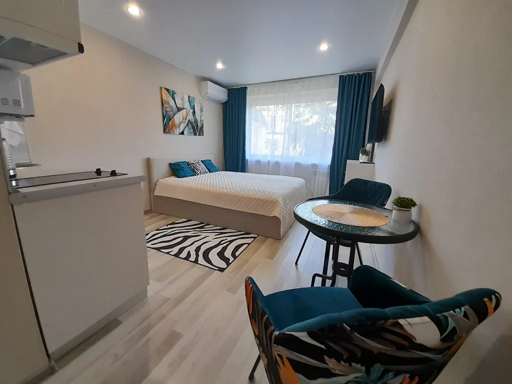 Квартира Квартира-студия в центре города в 10 минутах от моря — Сочи