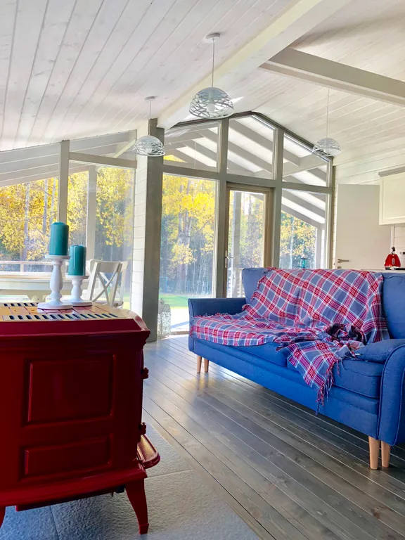 Дом носорога с камином