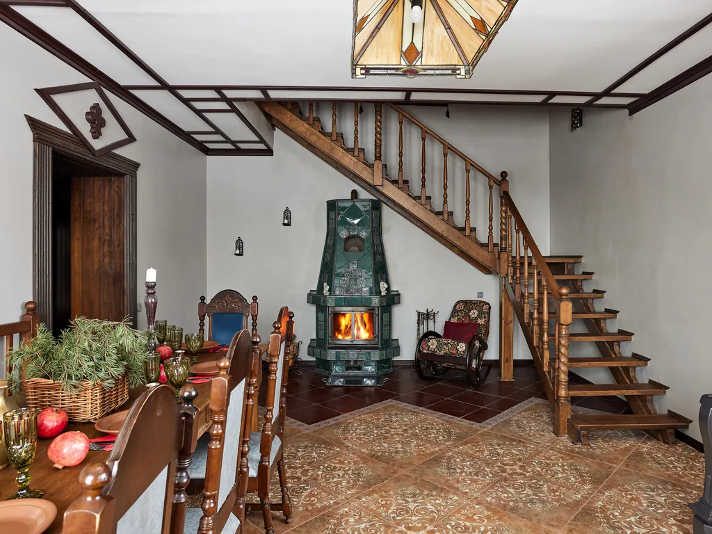 Готический замок Гранат Альдога