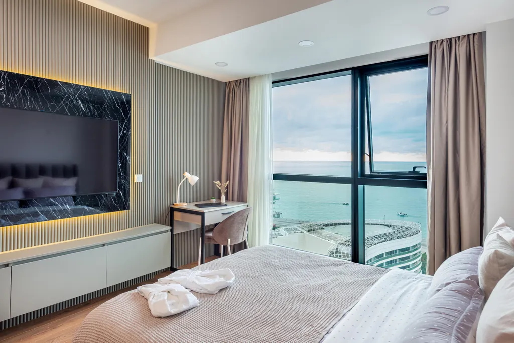 Oceanview Mood by Aesthaven