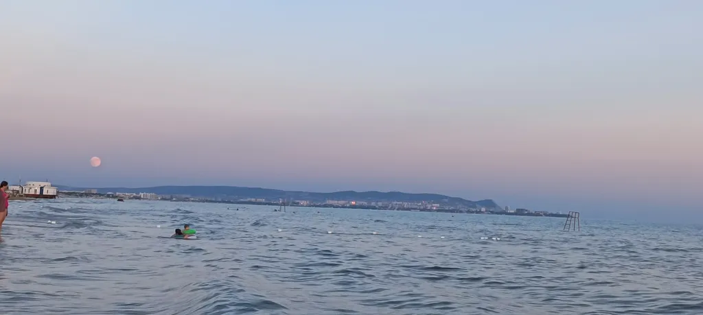 Комфортабельная комната в гостевом домике на 2 номера в тихом районе