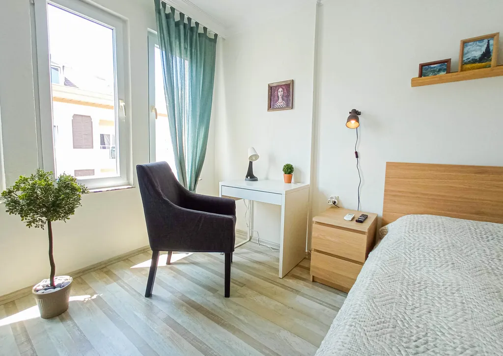 Уютная 1-комнатная квартира в 7 минутах от пляжа Клеопатра