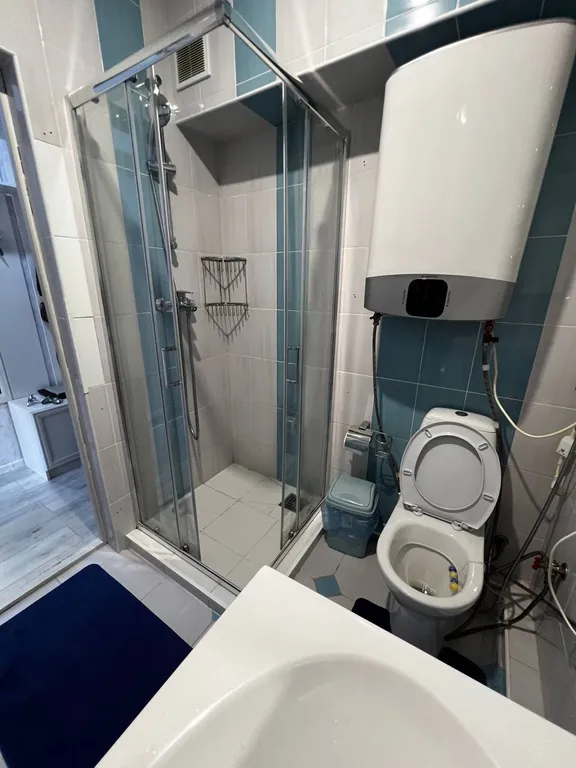 Студия с балконом, видом на море и на бассейн