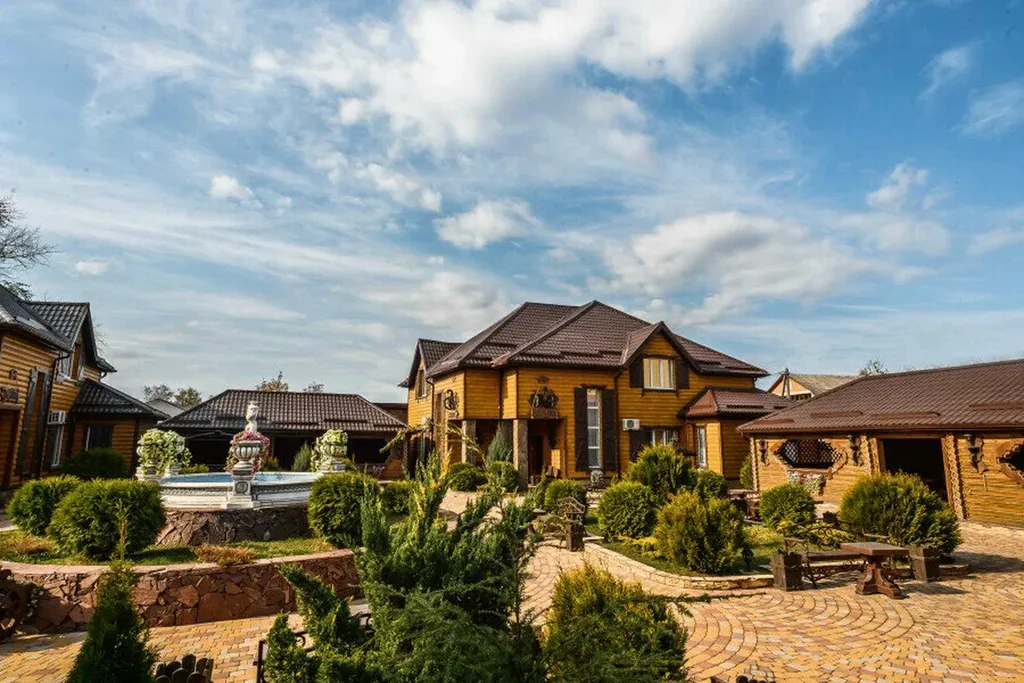 Коттедж 4-комнатный Дом — аренда посуточно в Брянск