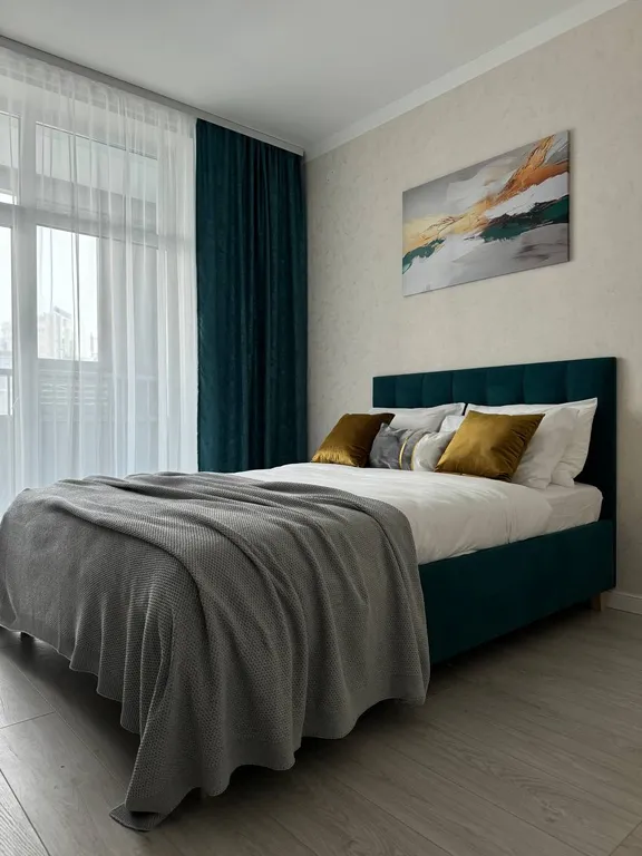 Уютная квартира бизнес-класса с камином