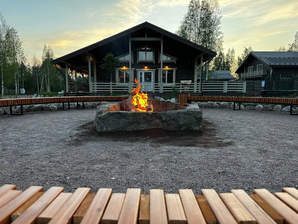 Коттедж Уютный коттедж на берегу Красного озера — Светлое