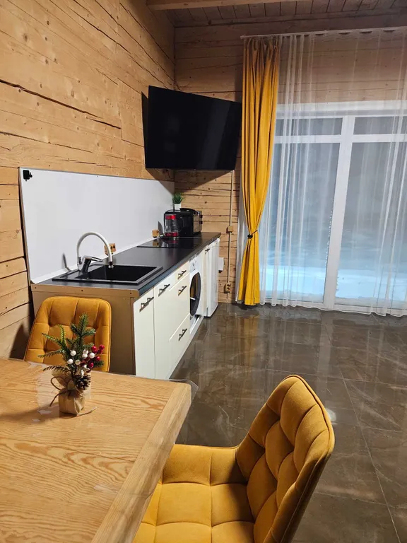 Коттедж Уютный дом в окружении пихтовых деревьев — Шерегеш