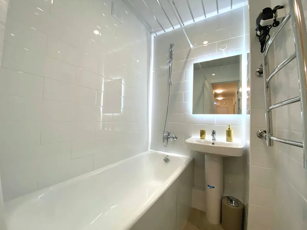 Квартира 3-комнатная Квартира — Москва