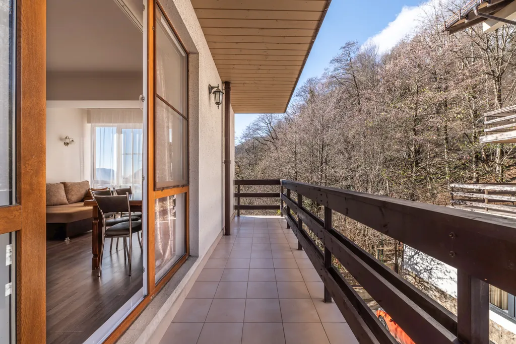 Апартаменты на 3 этаже, двойной балкон