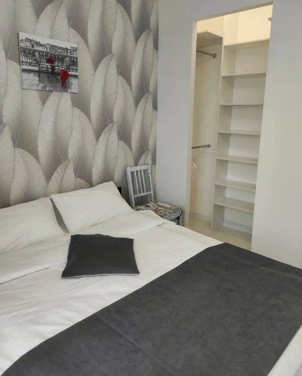 Счастливая матрешка стильная двушка у реки соломбала