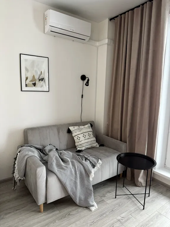 Уютная квартира - студия с видом на озеро