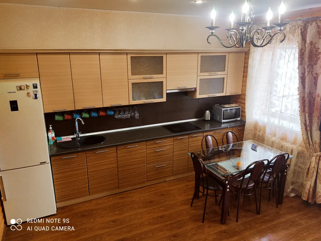 Двухэтажное бунгало на Банном