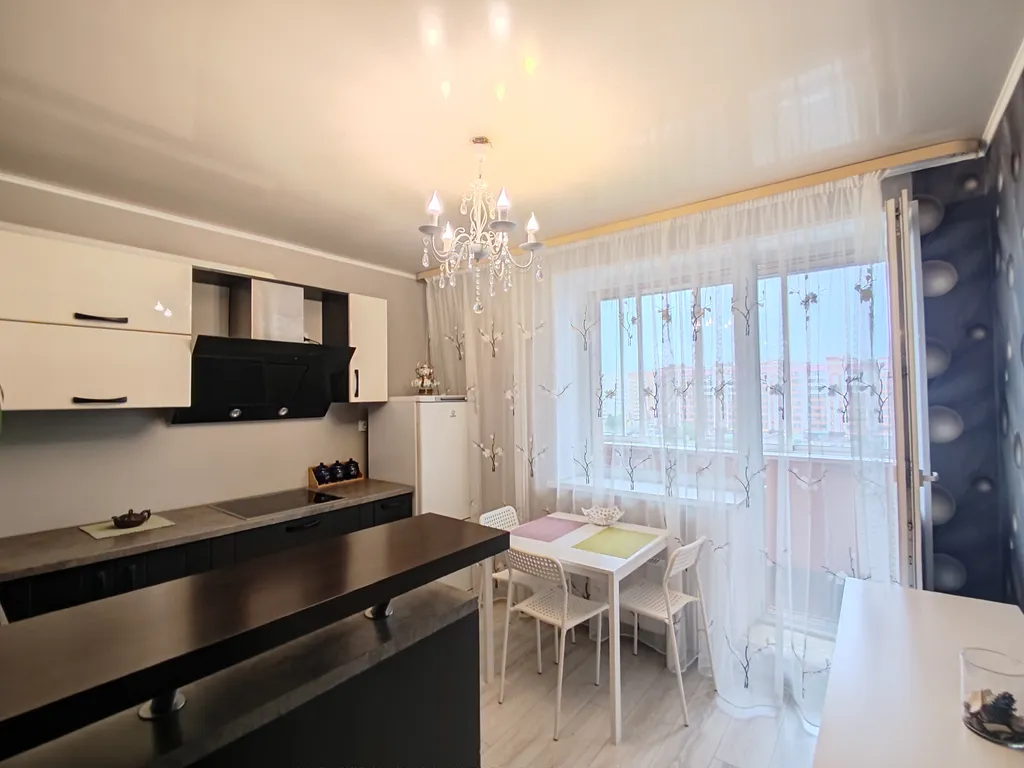 Просторная и стильная квартира до 4 человек