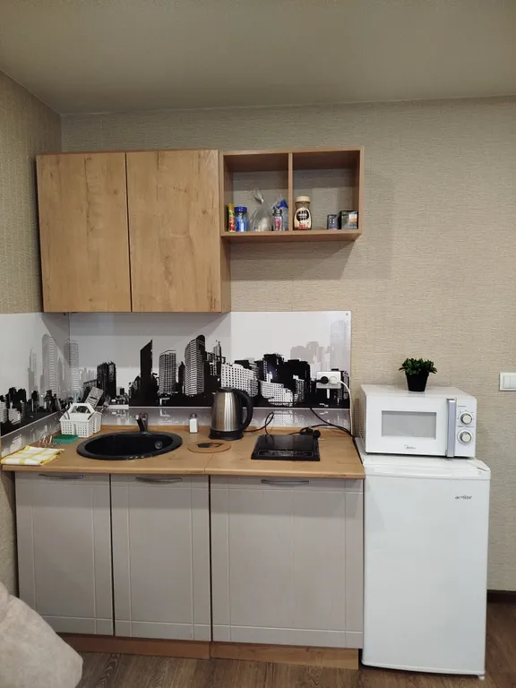 Уютная квартира рядом с ТЦ Изумрудный город