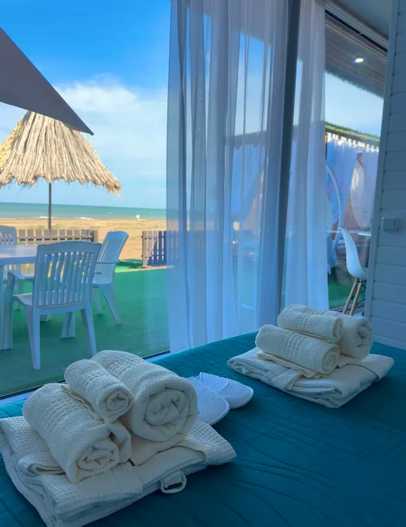 Домики у моря Дербент