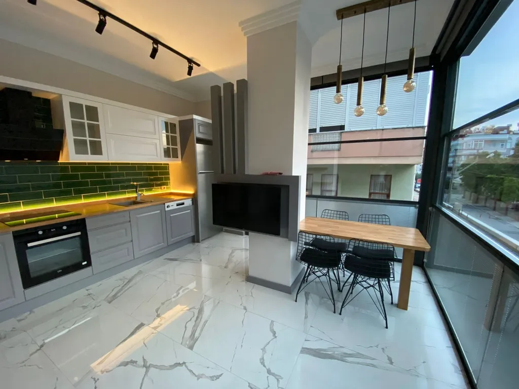 Люкс квартира в центре в 150 метрах от пляжа Клеопатра