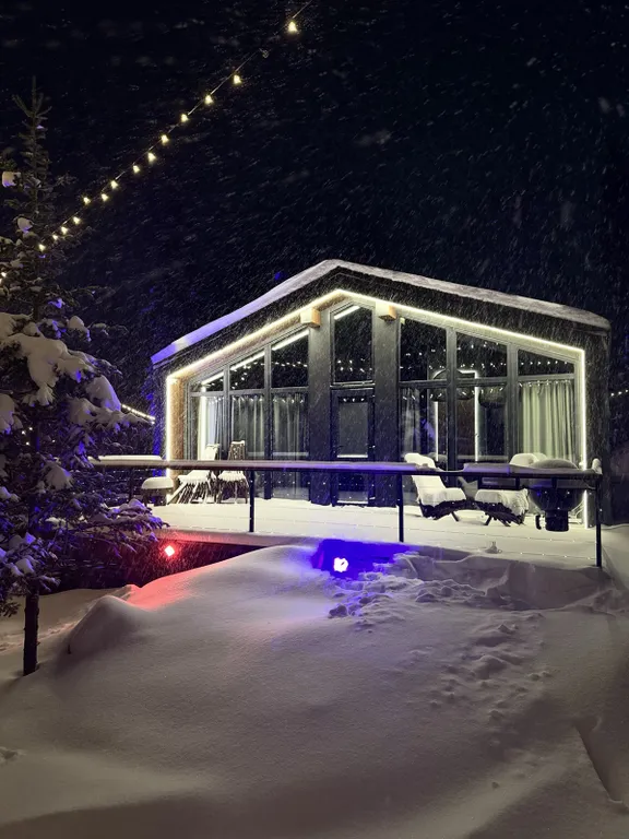 Дом SILVER с чаном на террасе