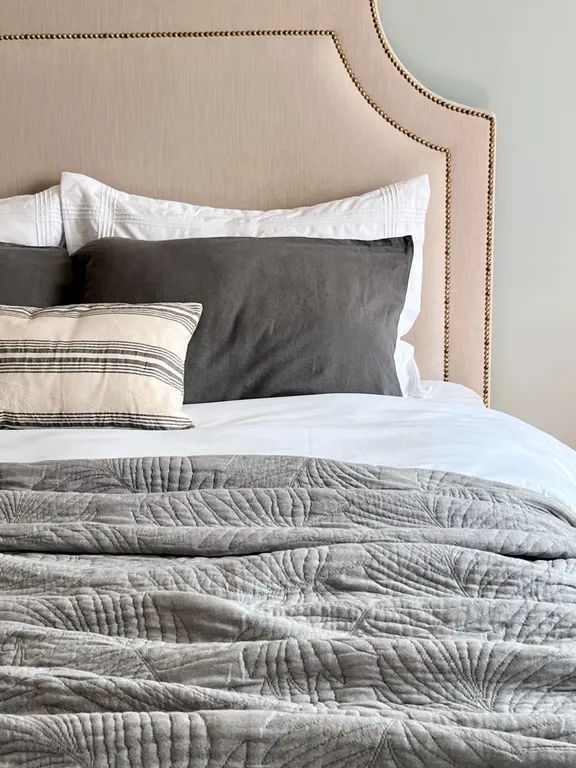 Дизайнерская квартира на Фрунзенской набережной