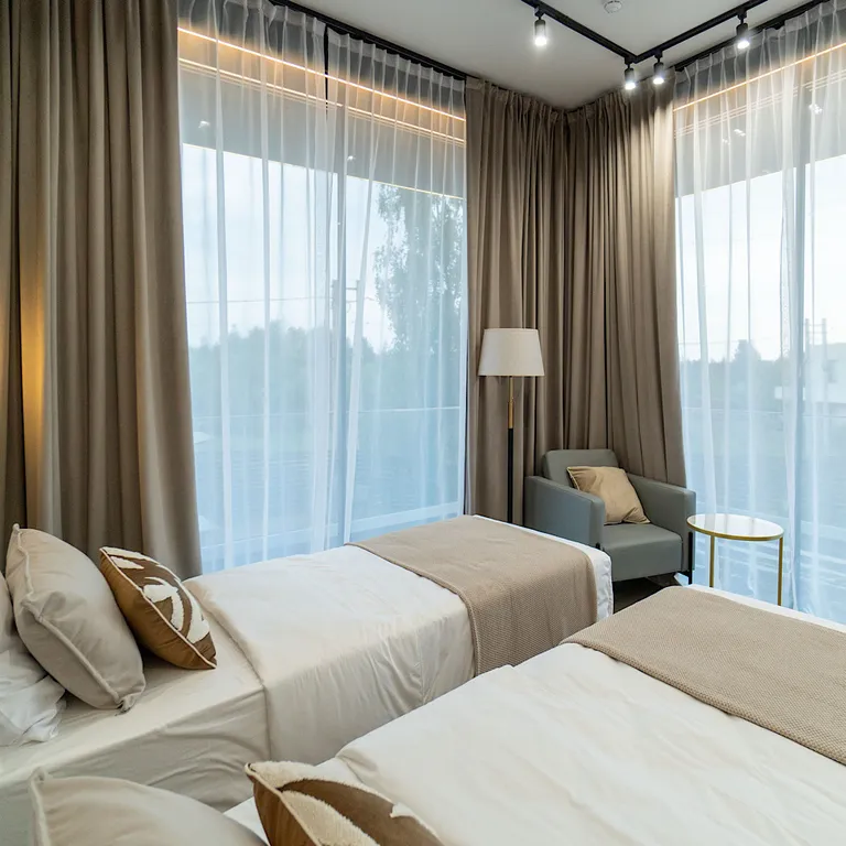 Домик в Икше с сауной и камином (Glassbox108 Premium 2)