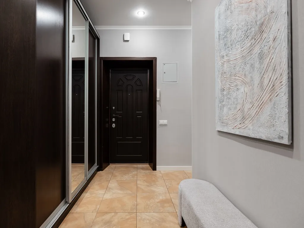 Квартира У Третьяковки: квартира с двумя балконами в тихом переулке — Москва