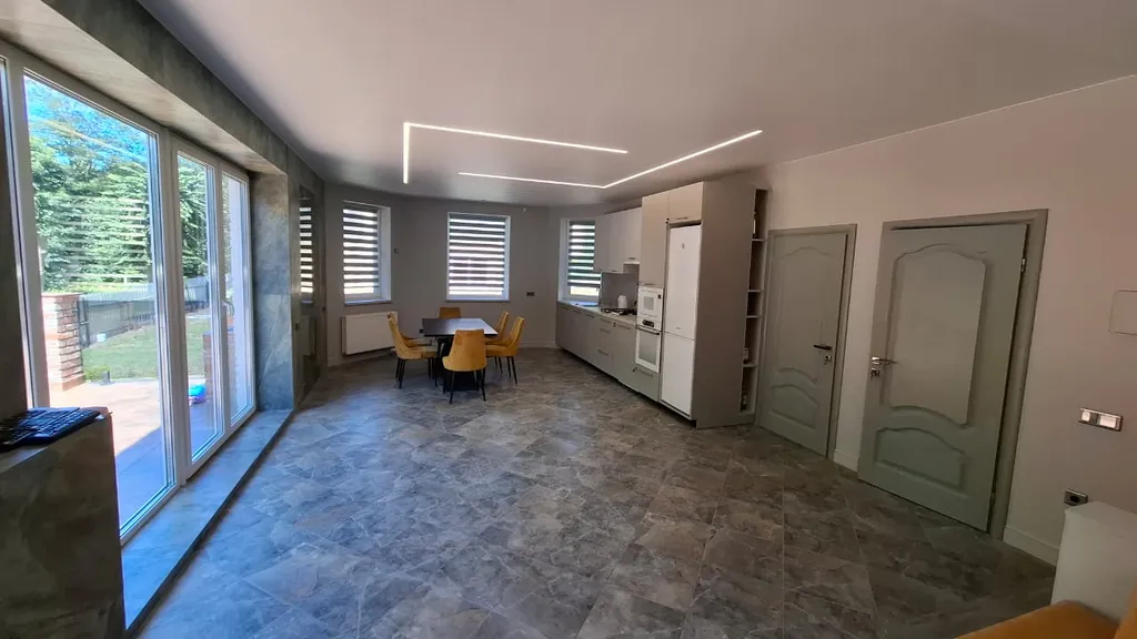 Вилла на первой береговой линии