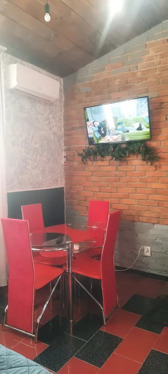 Квартира Двухуровневая квартира-студия в центре — Кореновск