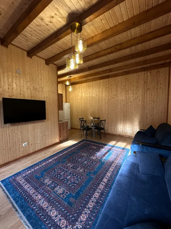 Уютная база отдыха на берегу чистого песчаного берега