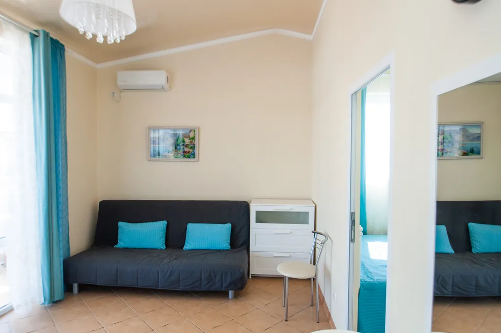 Апартаменты с террасой и боковым видом на море астра 5