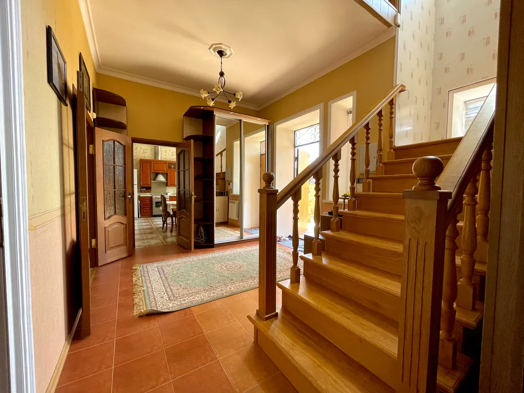 Коттедж Шикарный дом — аренда посуточно в Избербаш