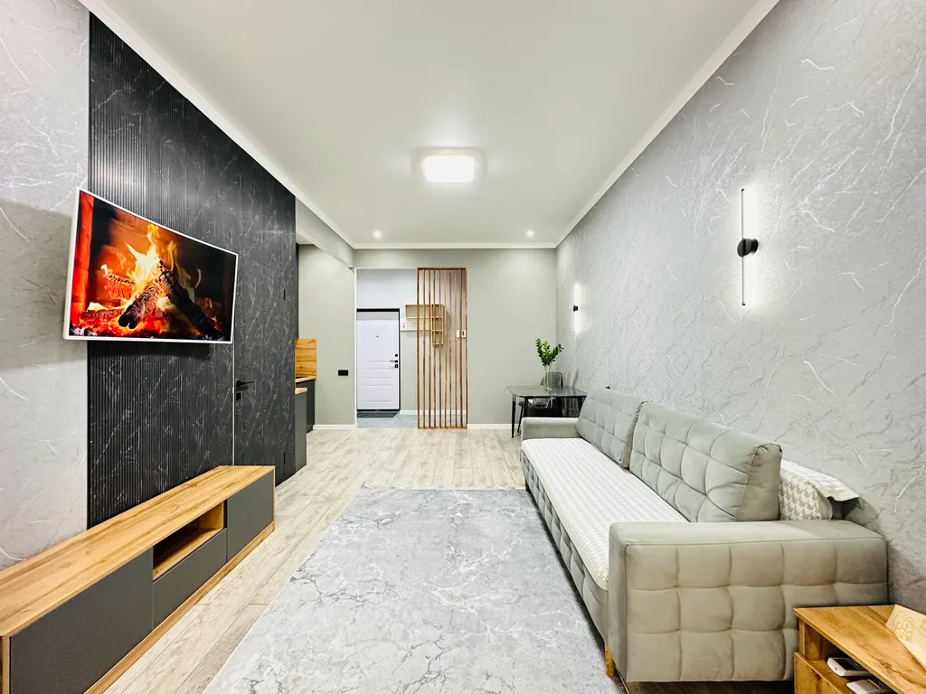 Двухкомнатная квартира с видом на город