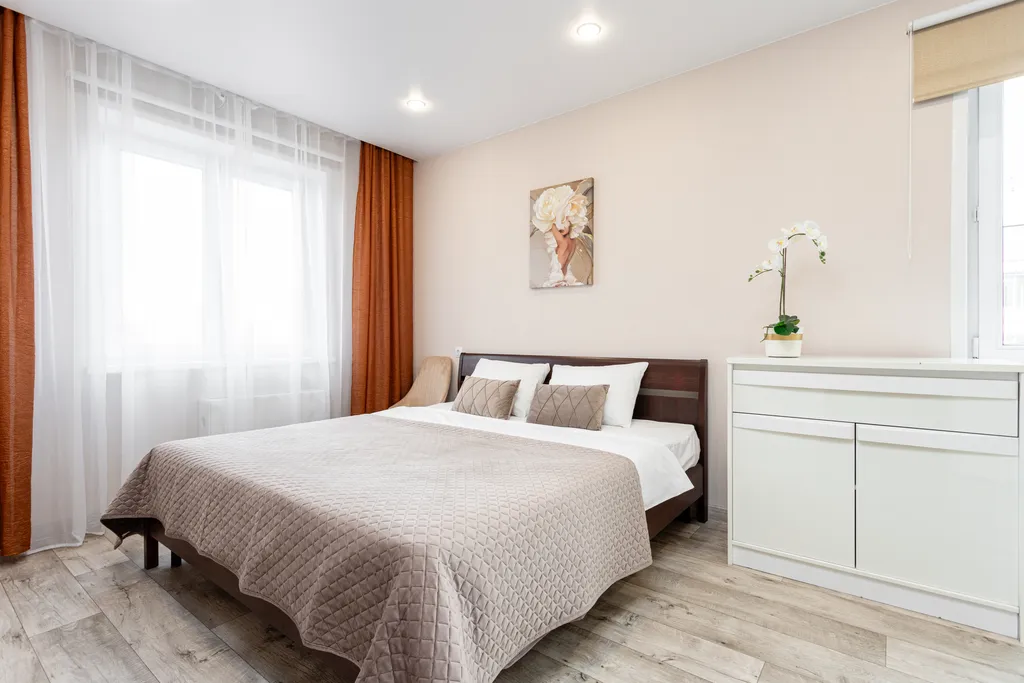 2-комнатная квартира возле ТЦ Планета — аренда посуточно в Красноярск