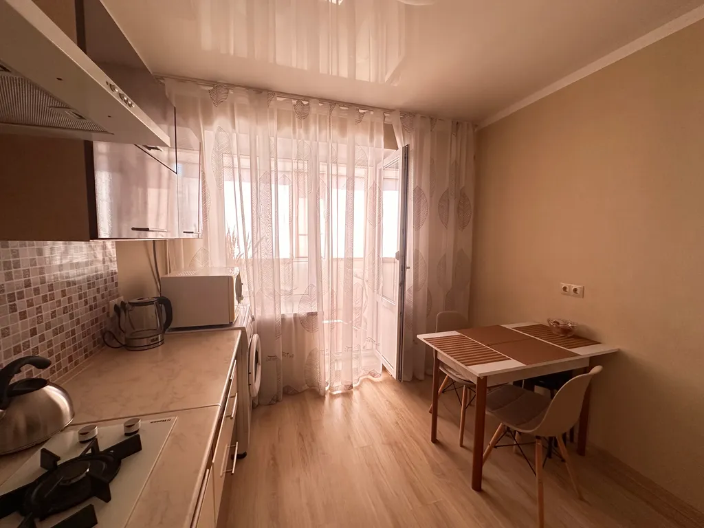 Квартира Чистая уютная квартира для отдыха — Ейск