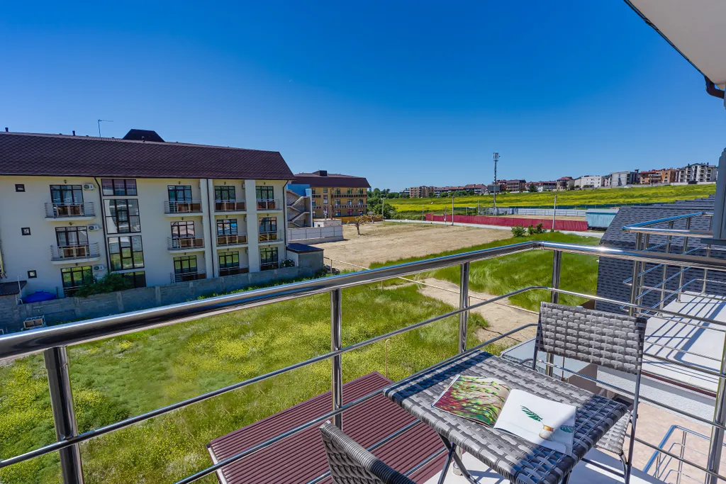 Двухместный номер улучшенный с балконом и доп местом