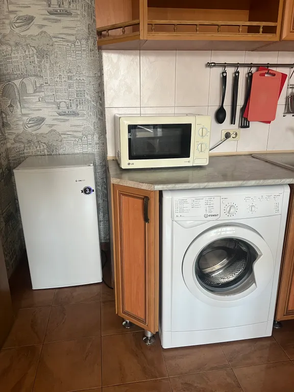 Чистая квартира в тихом районе, рядом с рынком Викалина