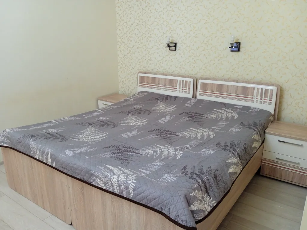 Квартира на набережной