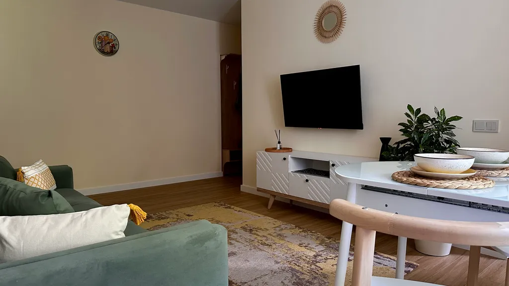 Стильные апартаменты с новым ремонтом в самом центре