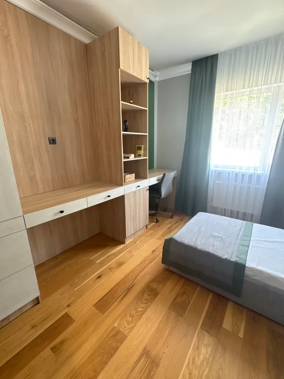 Дом с бассейном