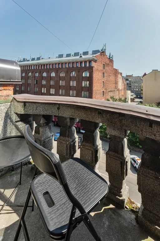 J&N Apartments Дизайнерская видовая студия с балконом