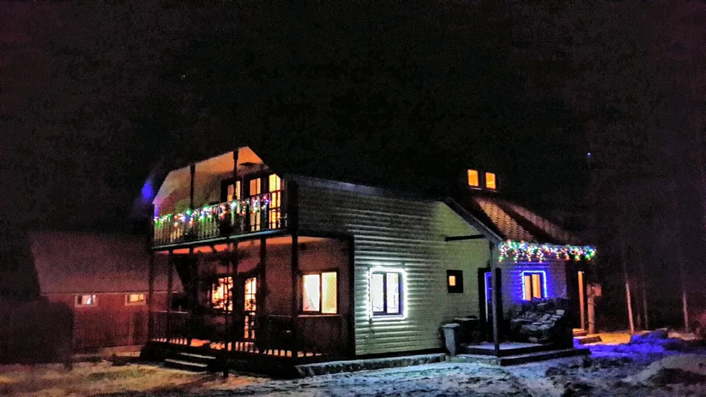 Коттедж на берегу